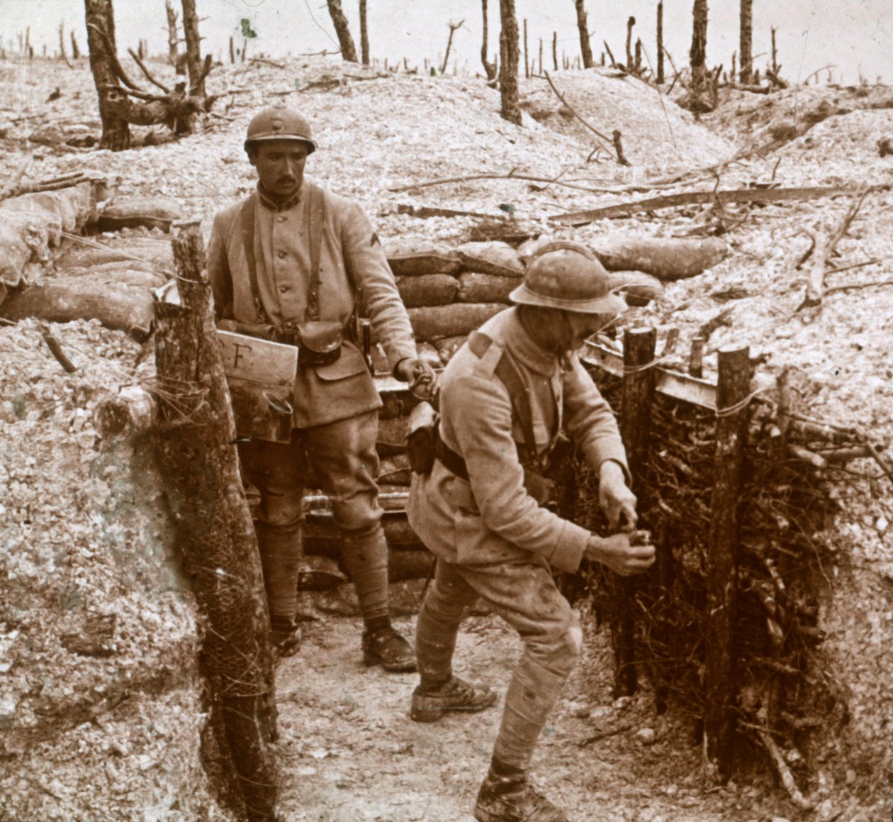 Kastegranater, frontlinje, c1914-c1918 af Unbekannt