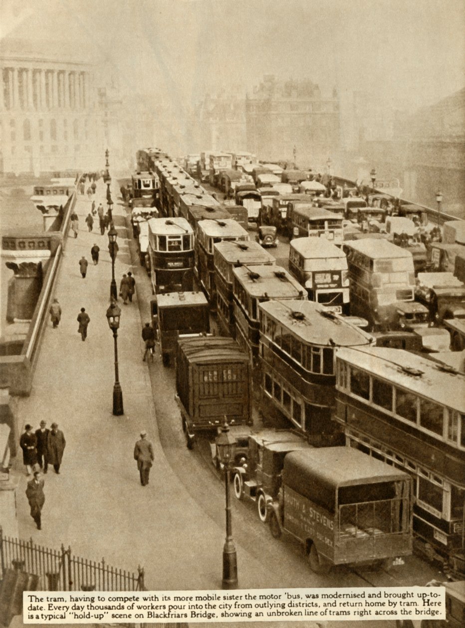 Trafikprop på Blackfriars Bridge, London, 1935. af Unbekannt