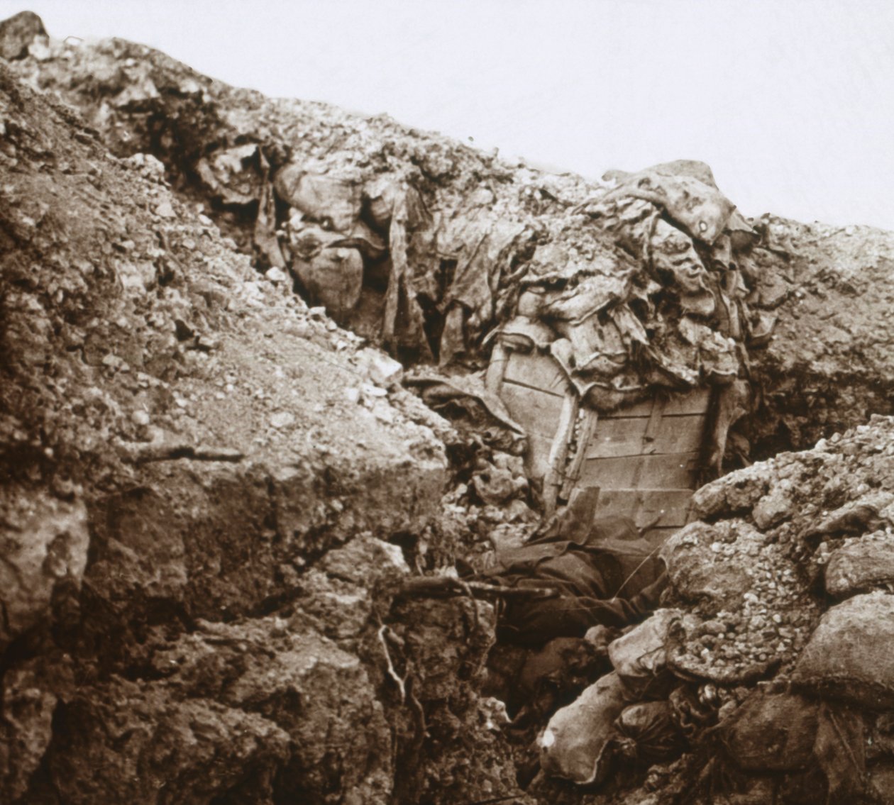 Skyttegrave, Champagne, Nordfrankrig, c1914-c1918 af Unbekannt