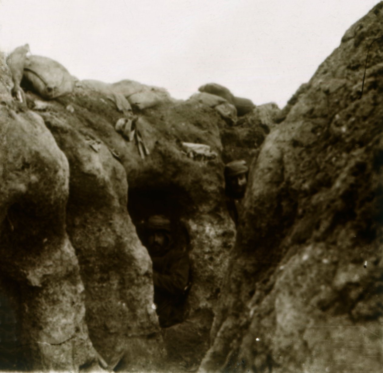 Skyttegrave, c1914-c1918 af Unbekannt