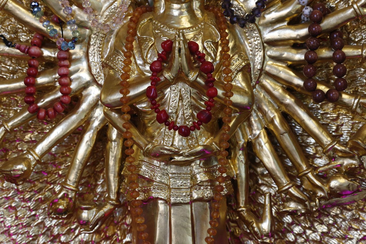 Tu An buddhistisk tempel. Quan Am bodhisattva af medfølelse eller barmhjertighedens gudinde, Saint-Pierre-en-Faucigny, Frankrig af Unbekannt