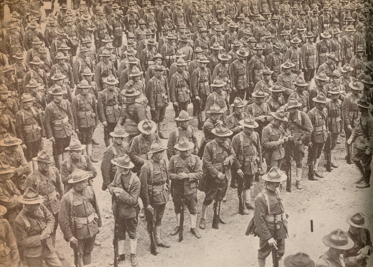 De amerikanske tropper i parade før deres march gennem London den 15. august 1917, da de var af Unbekannt