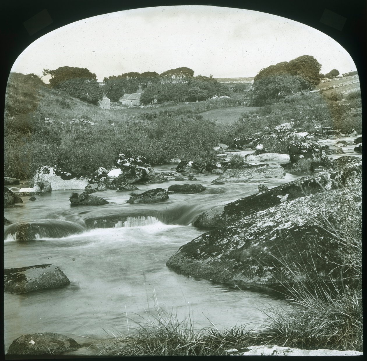Upper Dart - Dartmoor, slutningen af det 19.-begyndelsen af det 20. århundrede. af Unbekannt