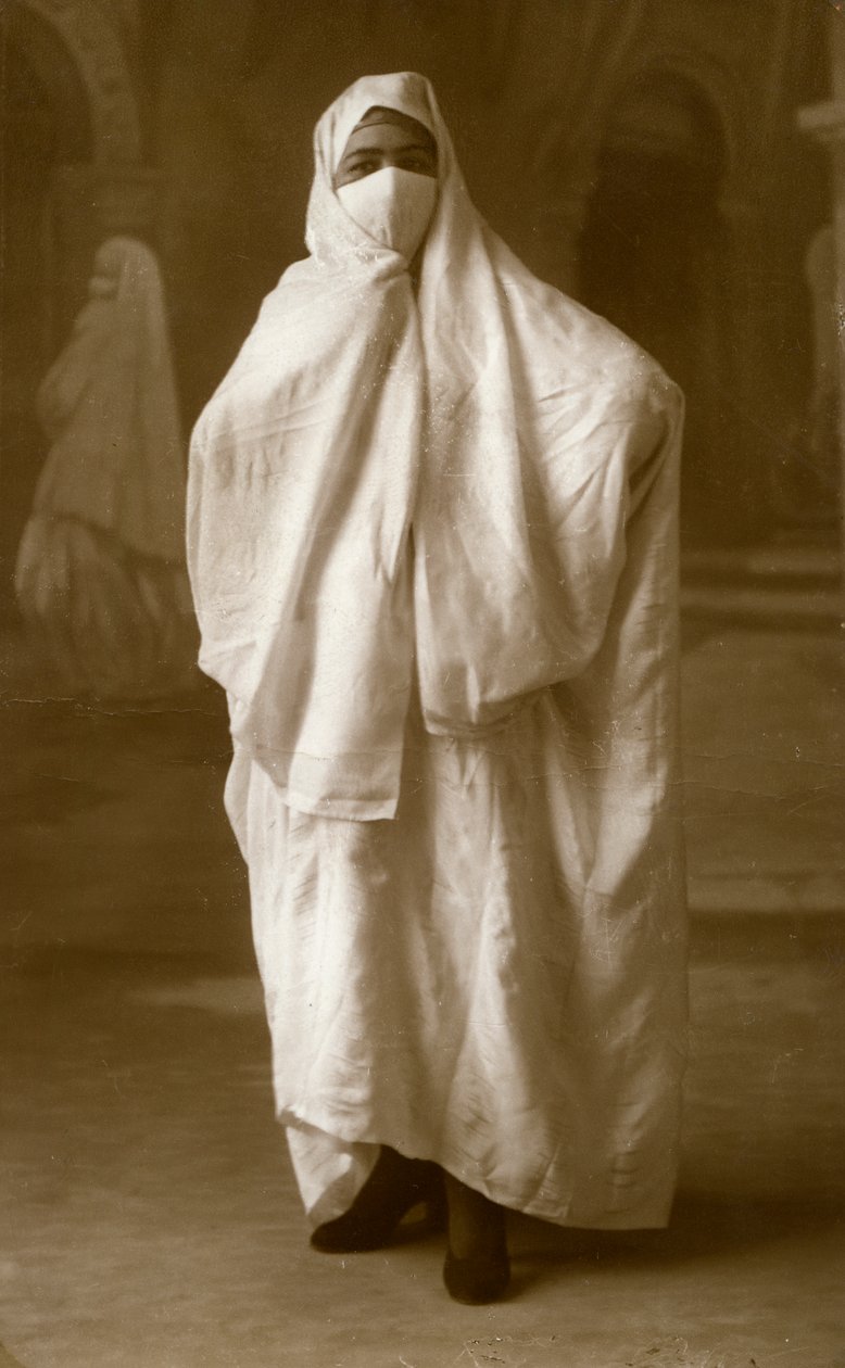 Tilsløret kvinde, Algier, Algeriet, 1943 af Unbekannt