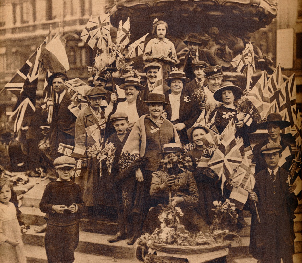 Sejrsfejring under Eros, Piccadilly, London, 1918, 1938 af Unbekannt