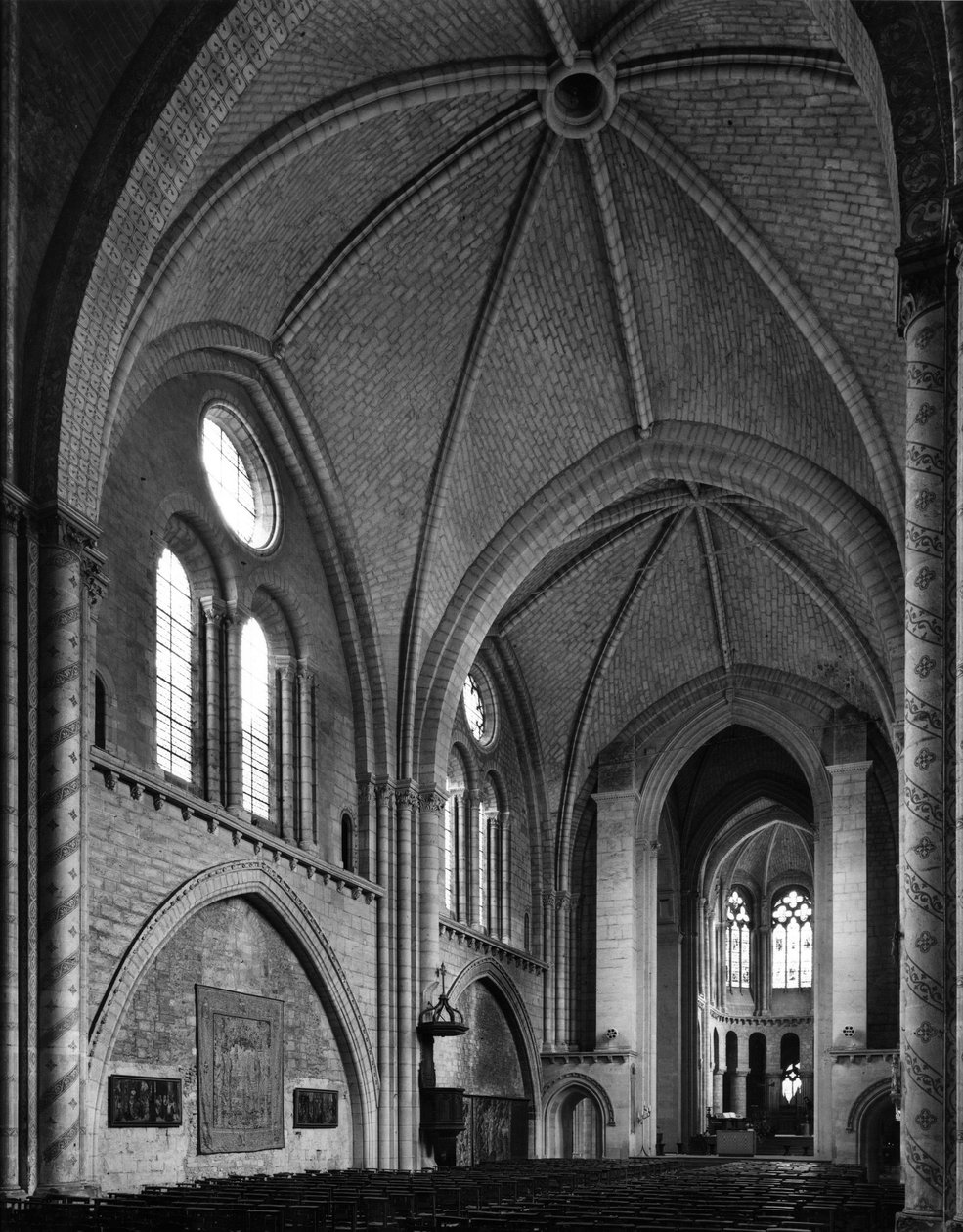 Udsigt fra skibet - Notre Dame de la Couture-kirken (Notre-Dame de la Couture) - Le Mans fra det 12.-13. århundrede (Sarthe) af Unbekannt
