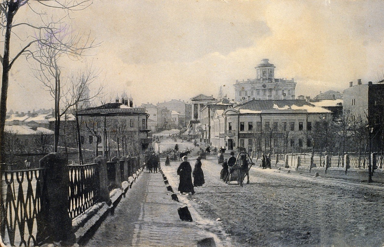 Udsigt over Znamenka Street om vinteren, Moskva, Rusland, begyndelsen af det 20. århundrede af Unbekannt