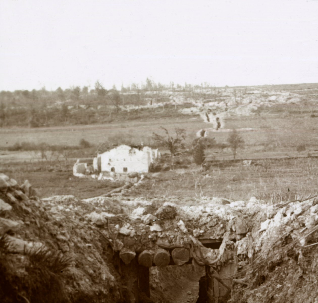 Landsbyen Damloup, Nordfrankrig, c1914-c1918 af Unbekannt