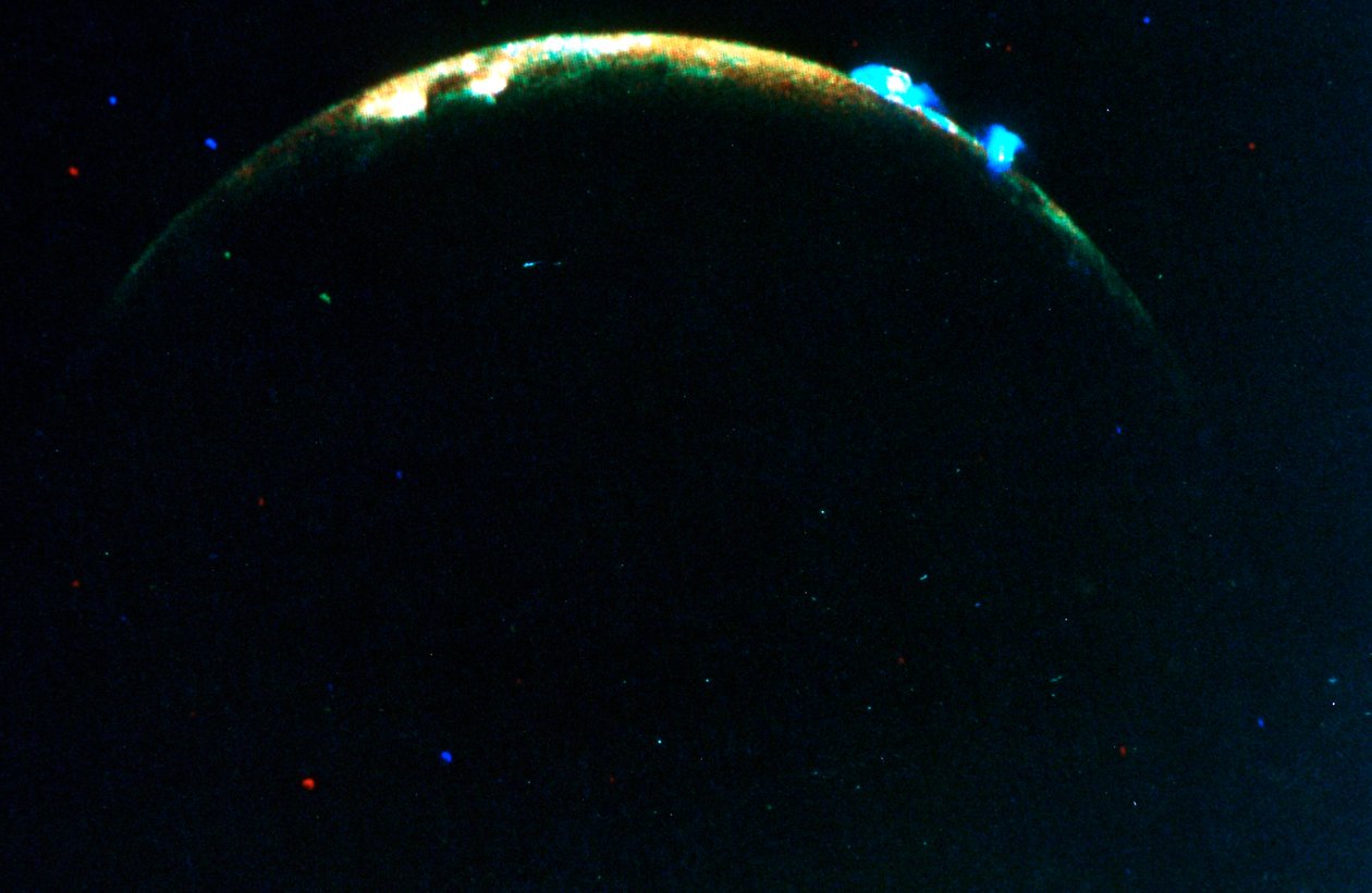 Vulkanudbrud på Jupiters måne, se, 1979 af Unbekannt