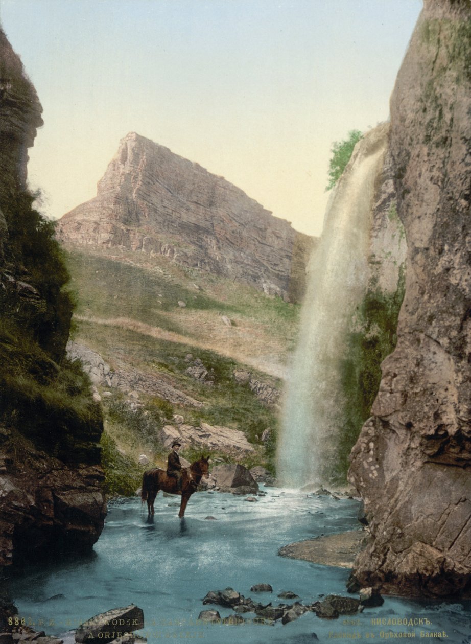 Vandfald nær Kislovodsk, Rusland, c1895 af Unbekannt