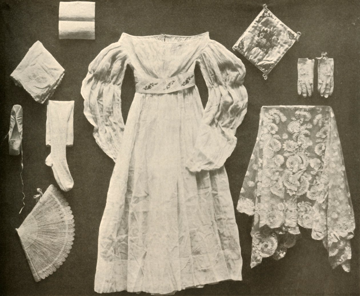 Bryllupskostume af Miss Sara Hayes, Philadelphia, c1750, 1937. af Unbekannt