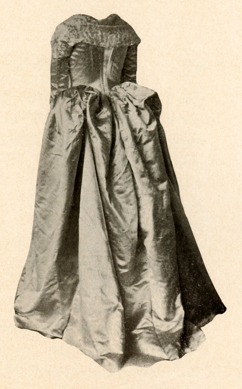Hvid satin brudekjole båret af Mrs. St. Clair i Philadelphia, 1760, 1937. af Unbekannt