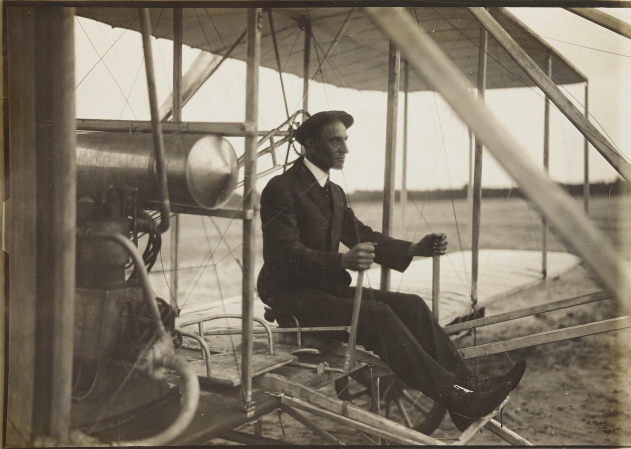 Wilbur Wright i flyeren, 1908. af Unbekannt