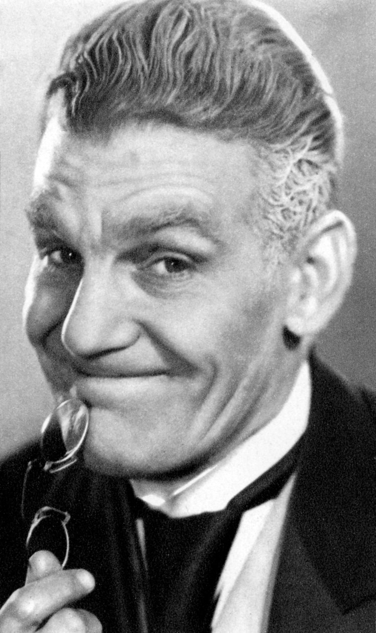 Will Hay, britisk komiker og skuespiller, 1934-1935 af Unbekannt