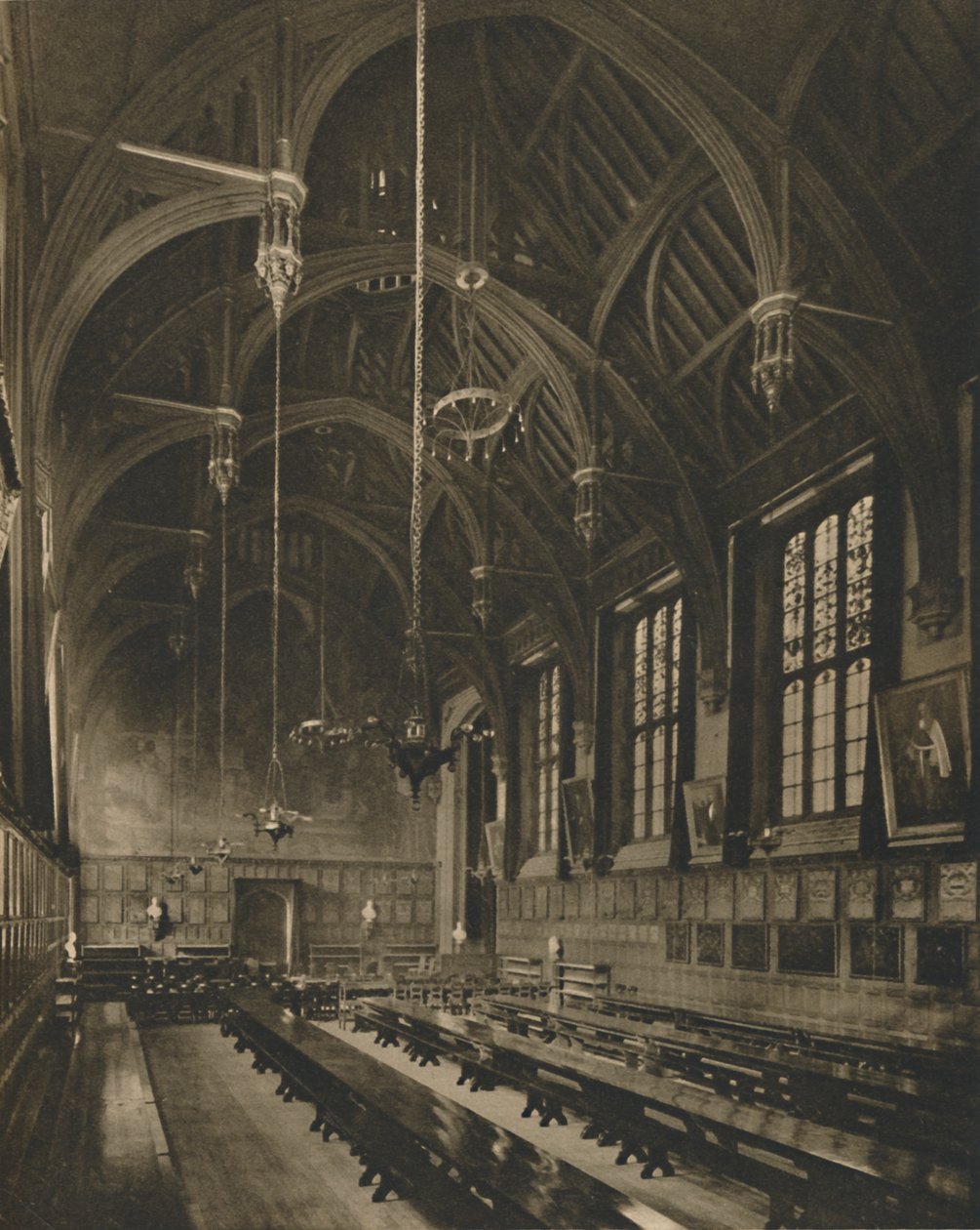 Indenfor The Magnificent Hall of Lincolns Inn, c1935. af Unbekannt
