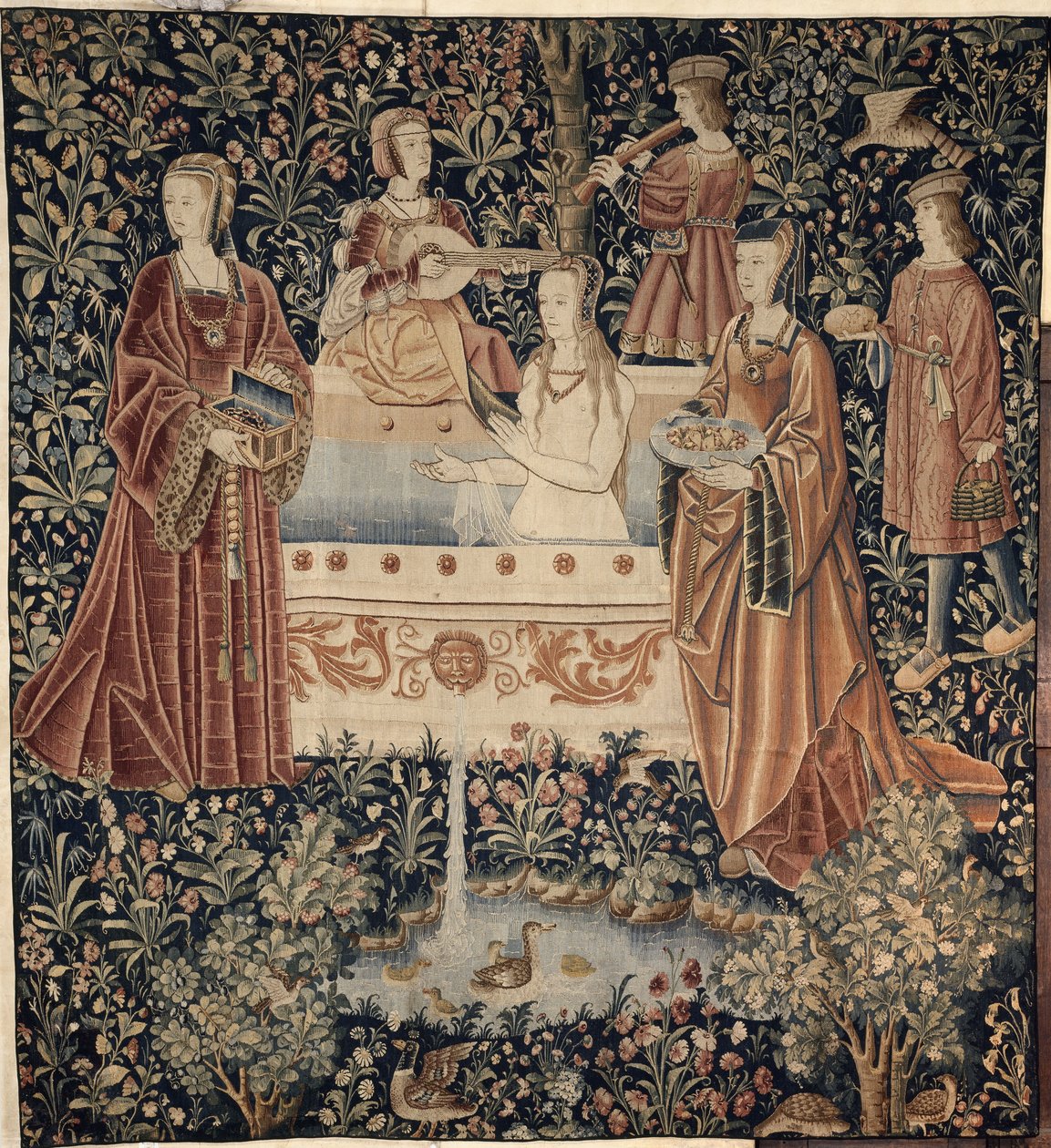 Kvinde bader omgivet af Attendants Tapestry serie La Vie Seigneuriale, ca. 1500 af Unbekannt