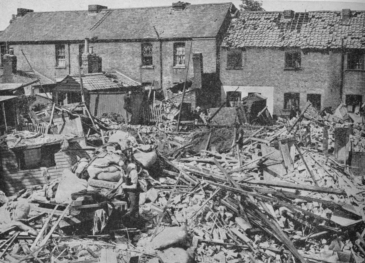 Bombernes arbejde og deres ødelæggelse, 1940, 1940 af Unbekannt