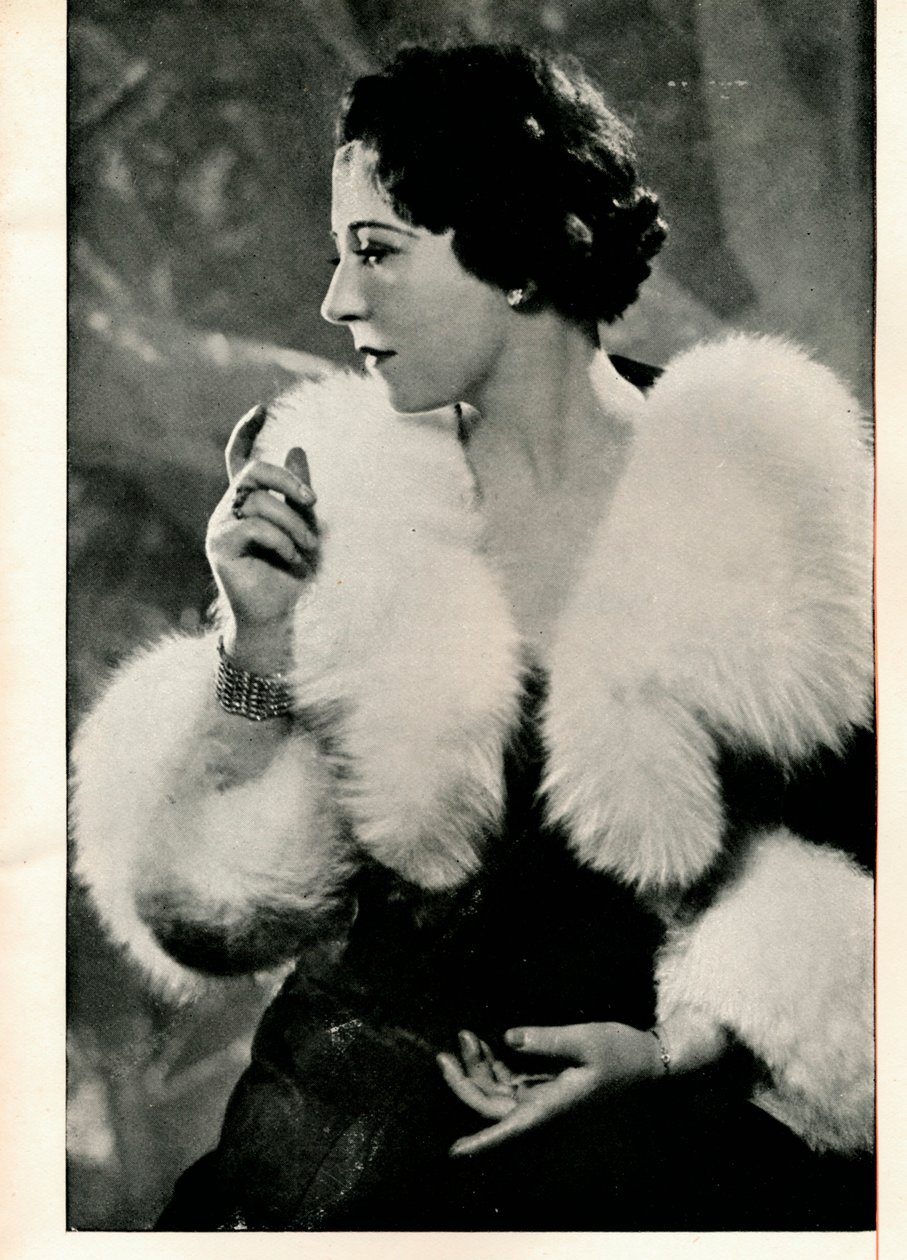 Dit opkald, Miss Arnaud A Cocktail With Booths - Ah Ja! Uden båse Arnaud., c1935 1935 af Unbekannt