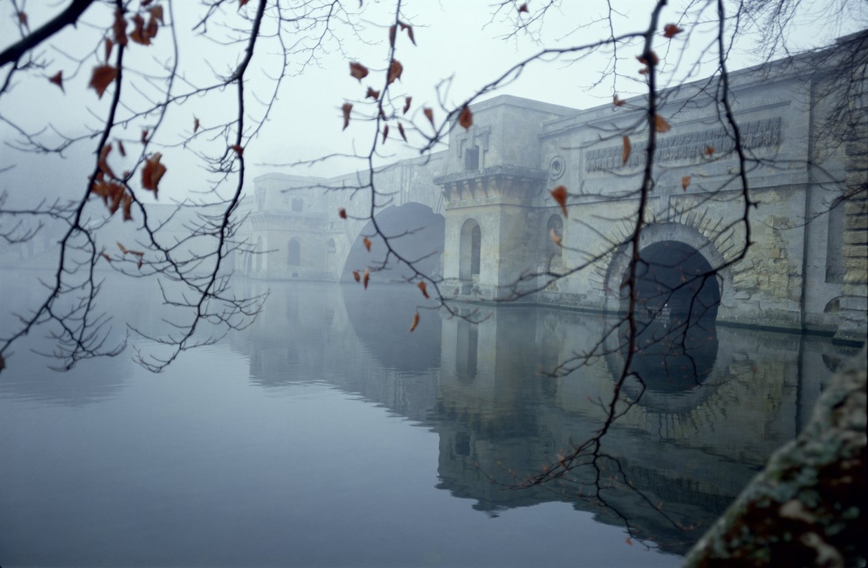Bro over søen, Blenheim Palace, Oxfordshire, bygget ca. 1705-24 århundrede af Unbekannt Unbekannt