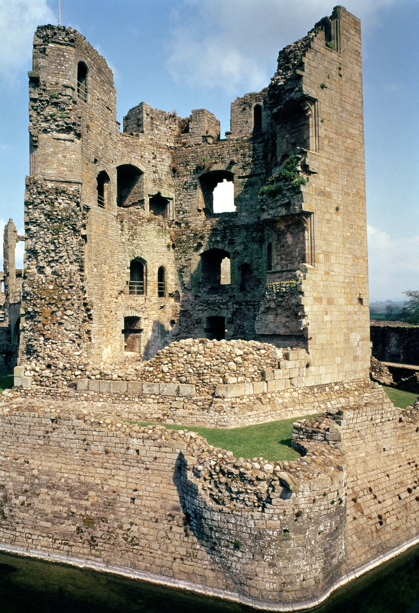 Udvendigt billede af holdene, Raglan Castle, Monmouthshire, South Wales af Unbekannt Unbekannt