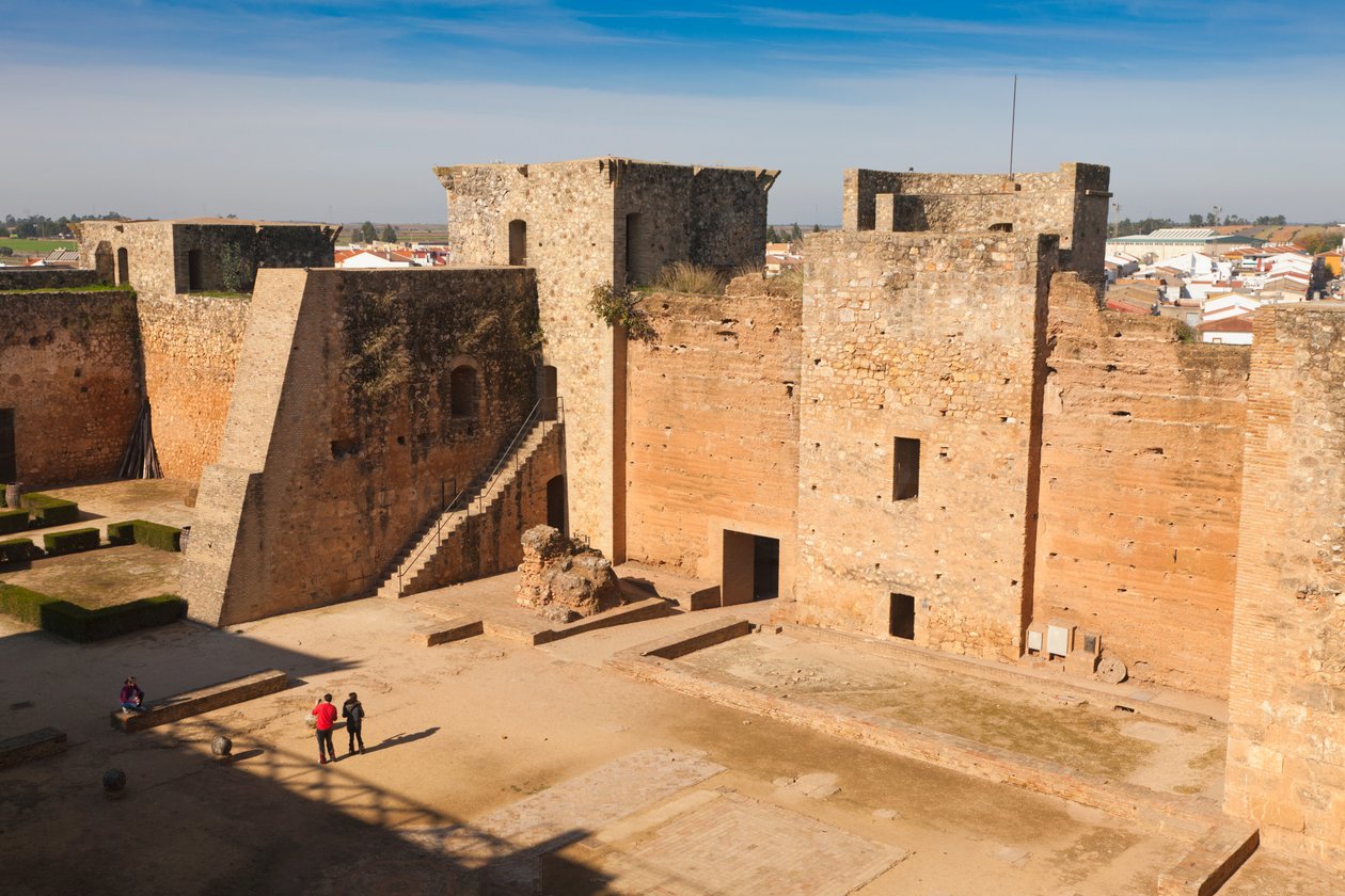 Niebla, Huelva-provinsen, Andalusien, det sydlige Spanien. Guzmanernes Slot. af Unbekannt Unbekannt