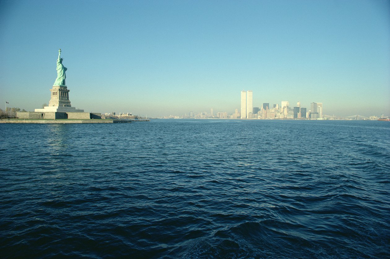 Udsigt over Frihedsgudinden og den sydlige ende af Manhattan Island af Unbekannt Unbekannt