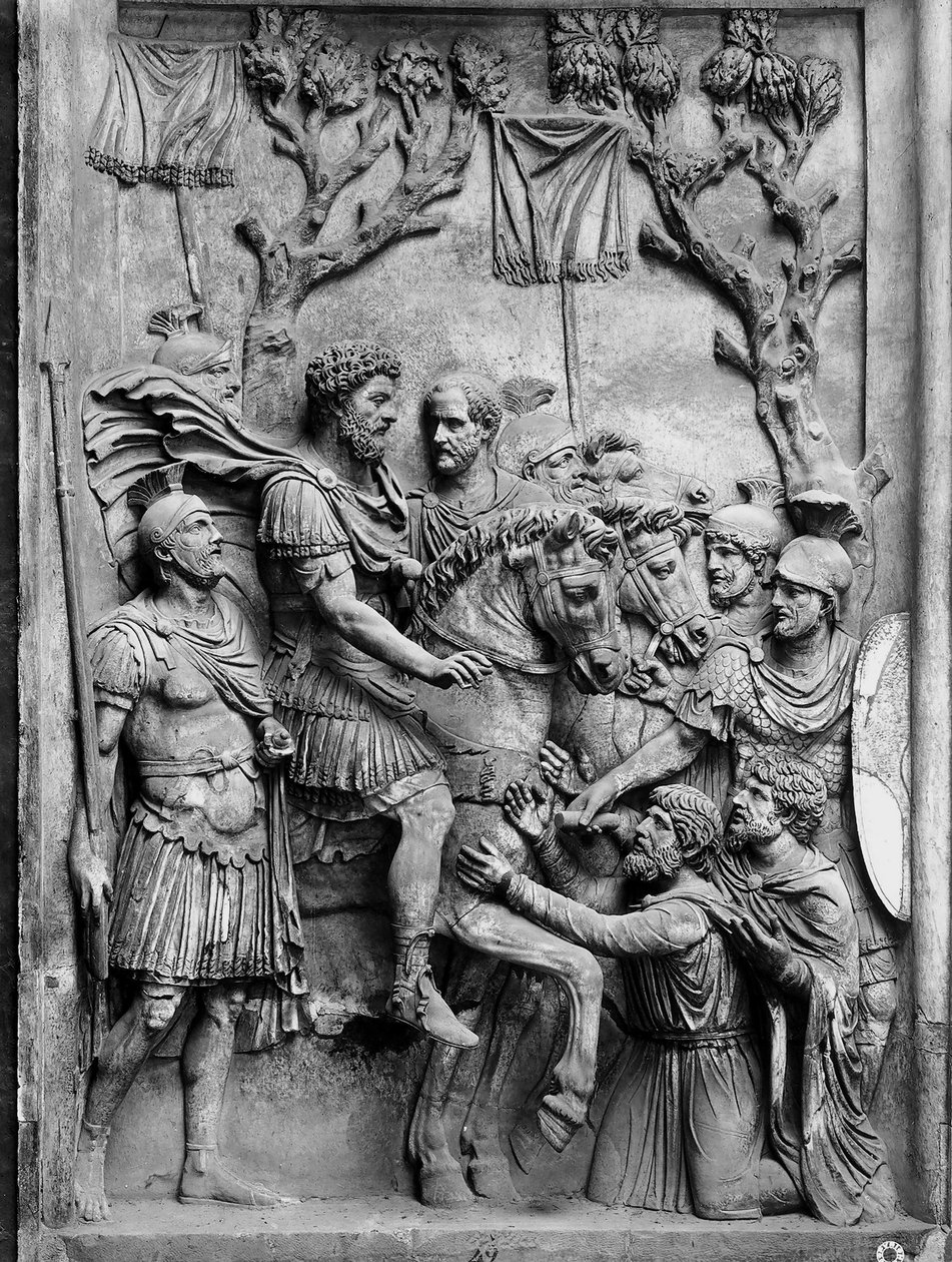 Relief forestillende Marcus Aurelius med de underkuede tyskere af Unbekannt Unbekannt