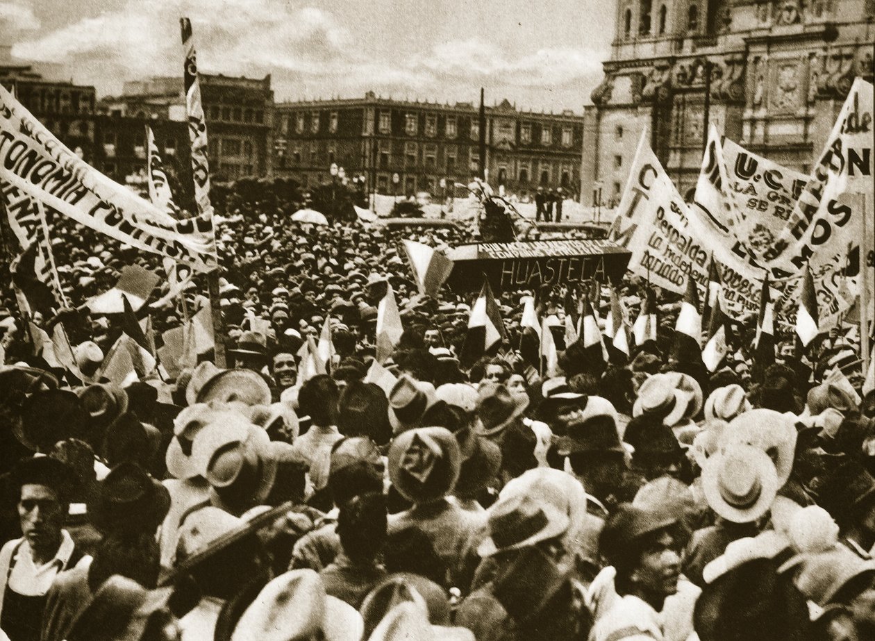 Folkemængderne i Mexico City fejrer nationaliseringen af oliereserverne i marts 1938 af Unbekannt Unbekannt