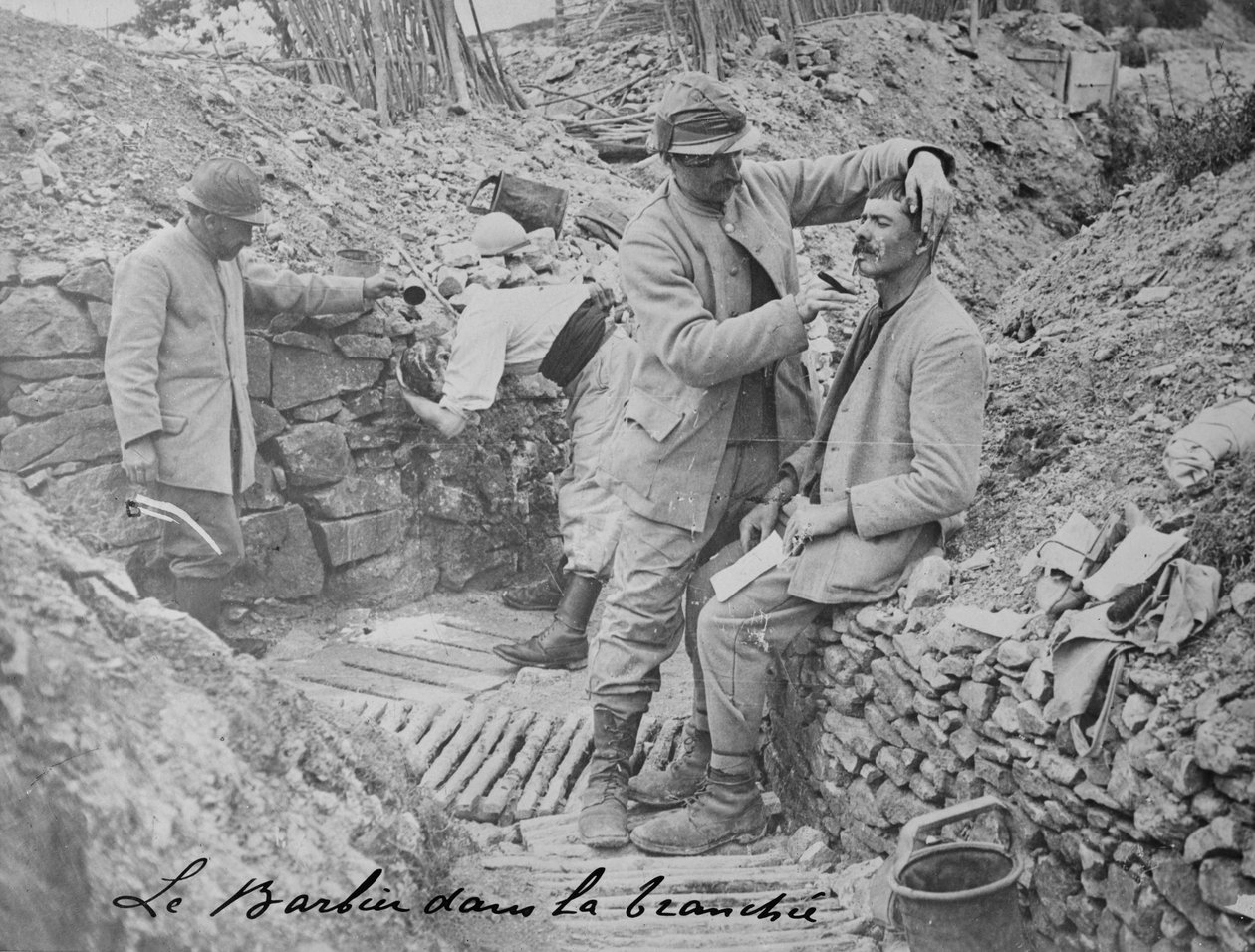 Fransk skyttegravsbarber, 1915-18 af Unbekannt Unbekannt