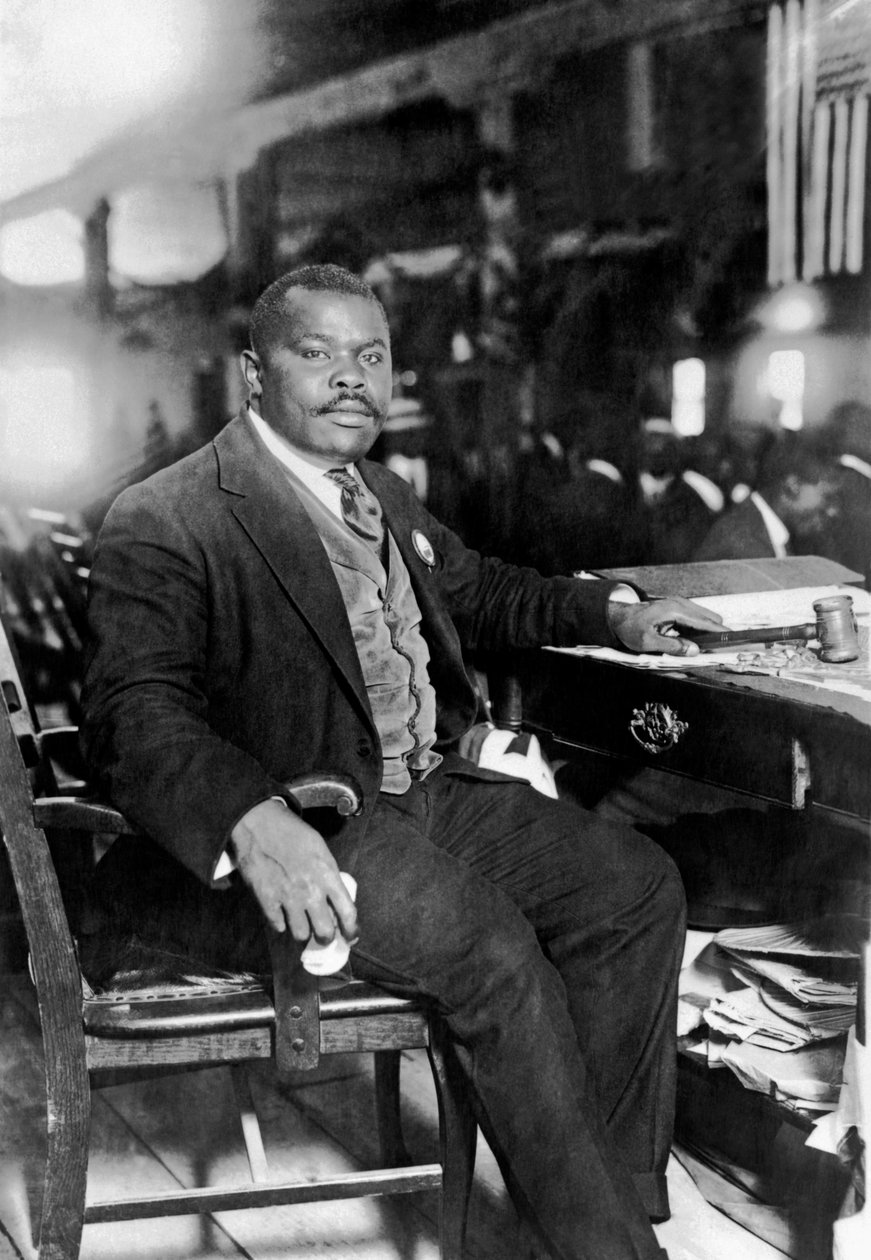 Marcus Garvey ved sit skrivebord af Unbekannt Unbekannt