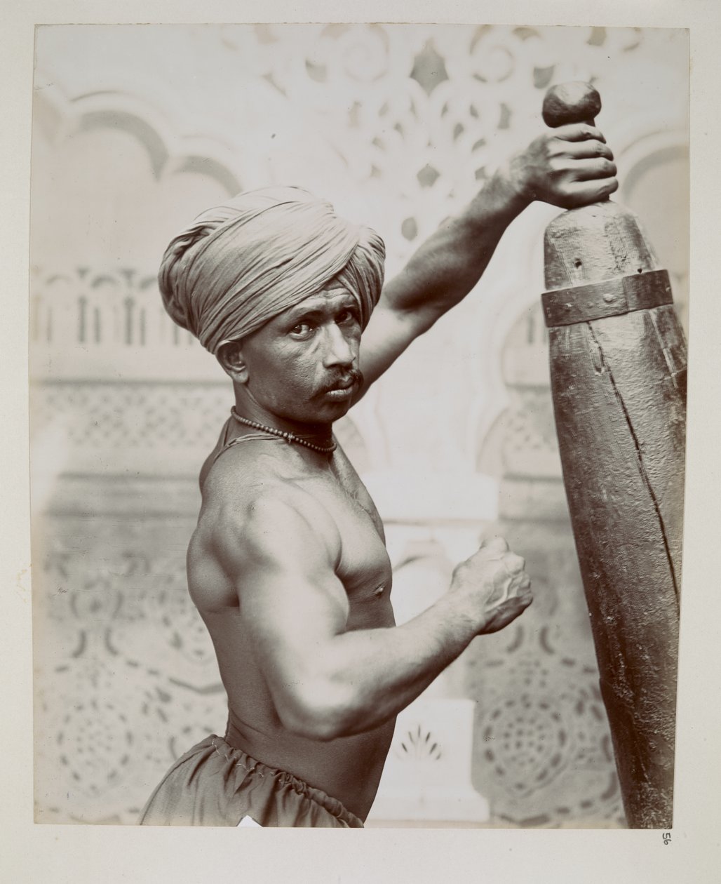 Gymnast fra Bombay Theatre of Varieties på India and Ceylon Exhibition, London af Unbekannter Künstler
