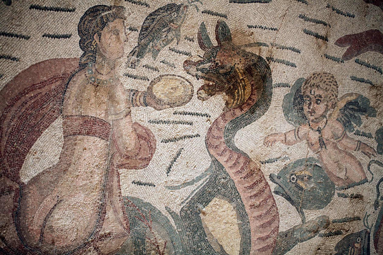 Arions sal. Marine scene. Marine væsner. Nereides og tritoner. 3. - 4. århundrede. Roman Villa of the Casale, Sicilien. UNESCO-sted. af William M. Timlin
