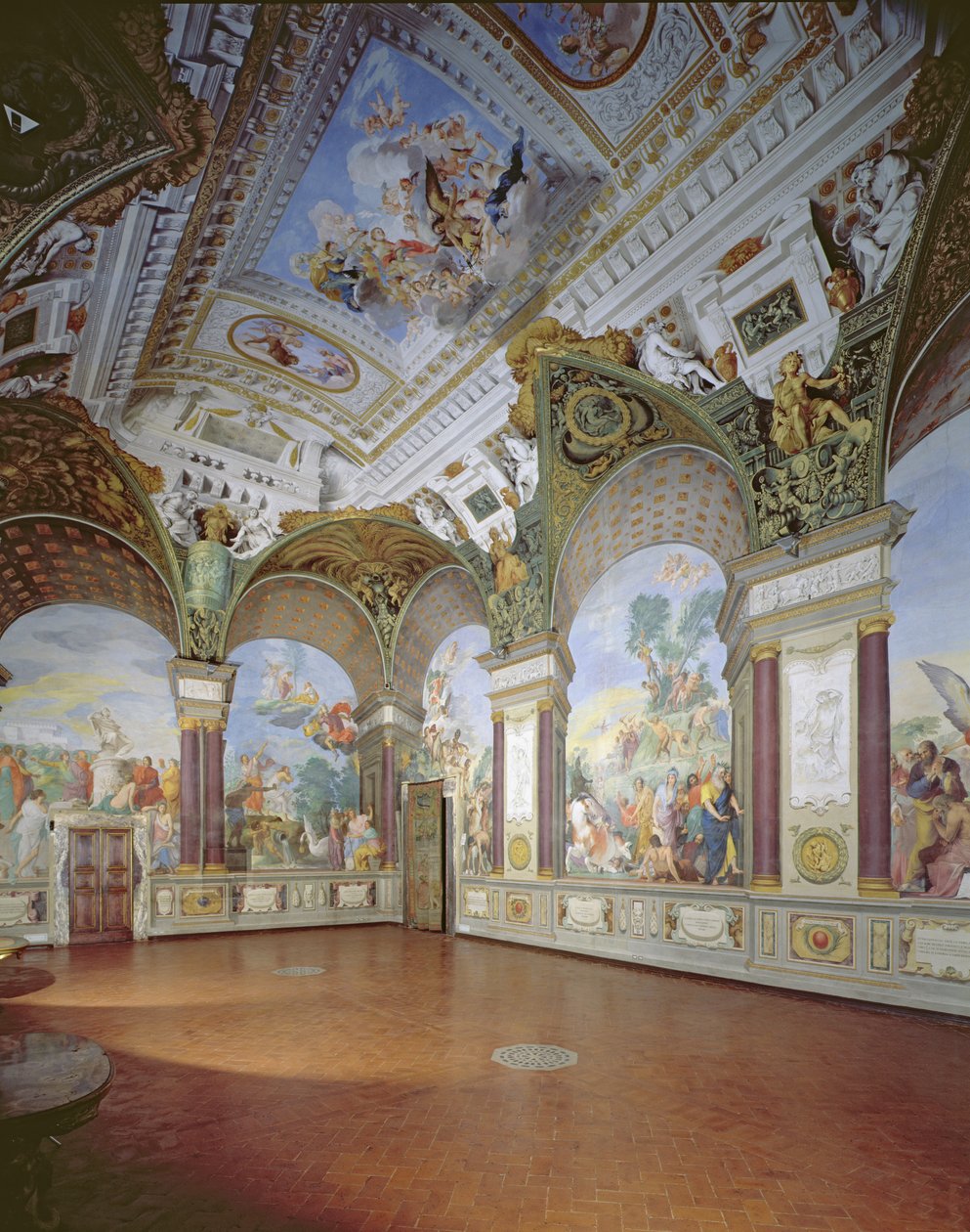 Interiør af salonen med fresker af Giovanni da Sangiovanni, i Pitti Palace af Unbekannt