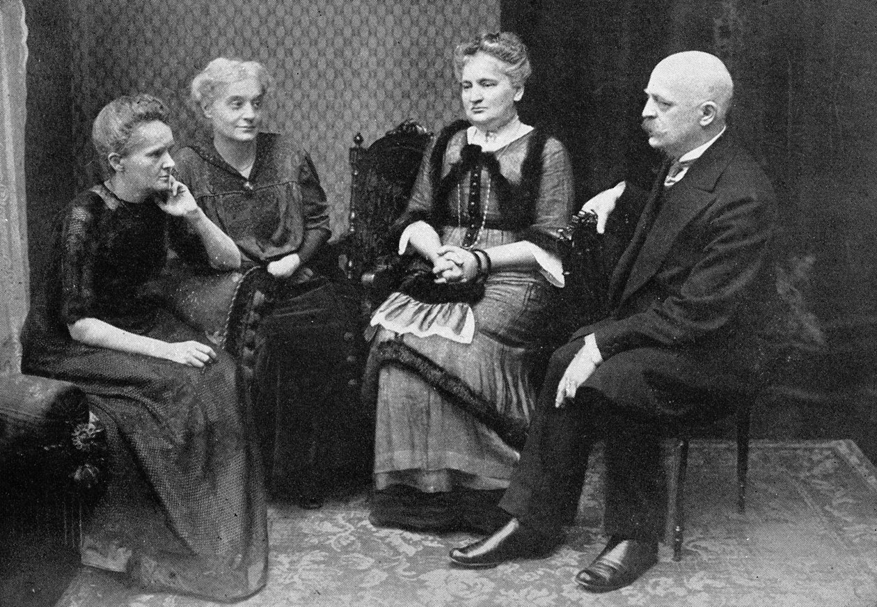 Marie Curie med sin bror og sine søstre af Unbekannter Künstler