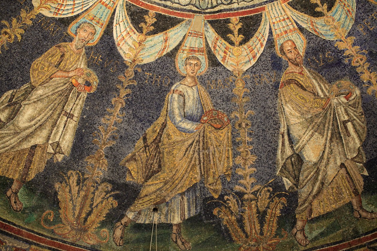 Mosaik af loftet i Baptistery of Neon. Sankt Paul og Sankt Peter. Detalje af processionen af de tolv apostle, der fortsætter rundt om midtmosaikken i to retninger, og slutter med, at Sankt Peter møder Sankt Paulus. 5. århundrede, Ravenna, Italien. Reg af Unbekannt