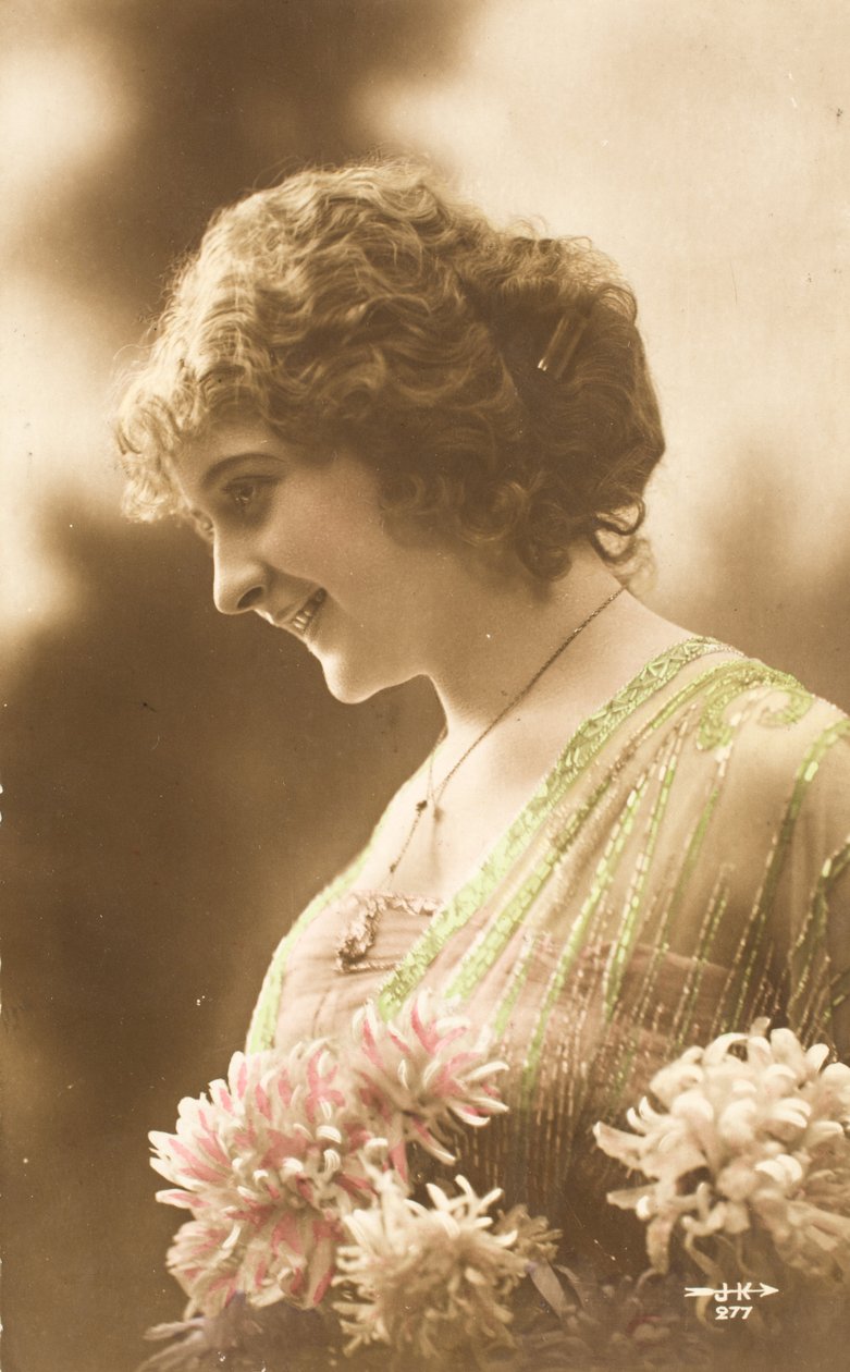 Gammelt postkort/Woman Belle Epoque af William M. Timlin