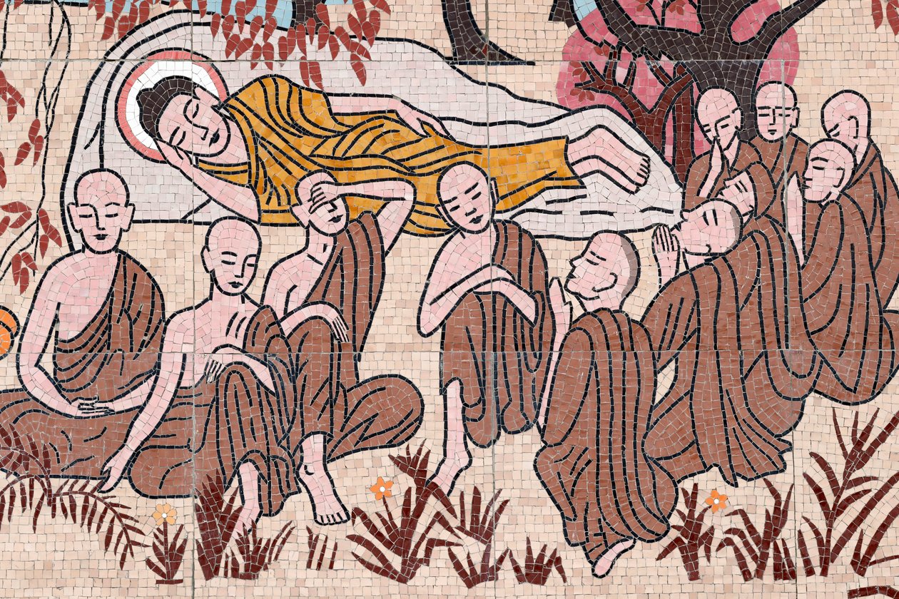Ong Nui buddhistiske pagode, vægfresko, Buddhas liv, Efter 45 års undervisning i Dharma, gik Buddha over i Parinirvana, Quy Nhon, Vietnam, 2019 (foto) af Unbekannt