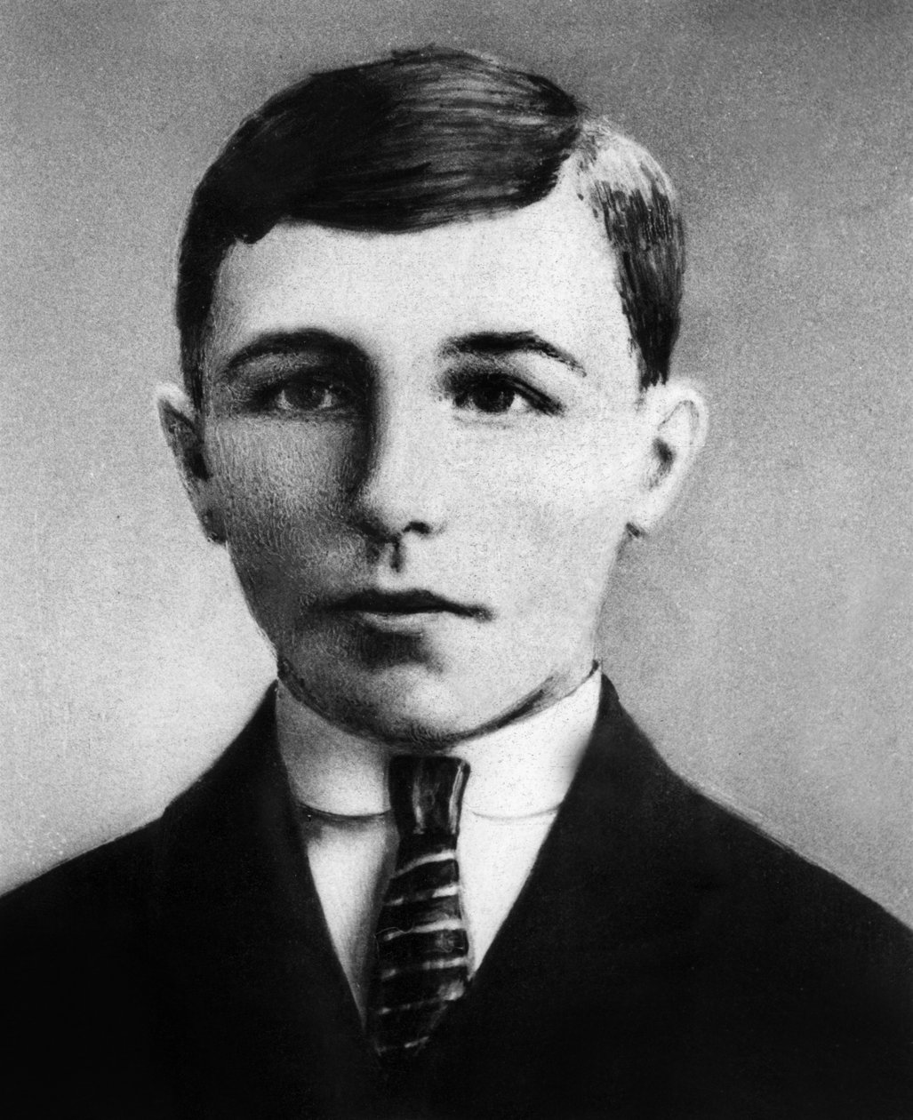 Philippe Daudet (1909-1923) søn af royalistisk stedfortræder Leon Daudet, Philippe Daudet blev fundet død den 24. november af Unbekannt