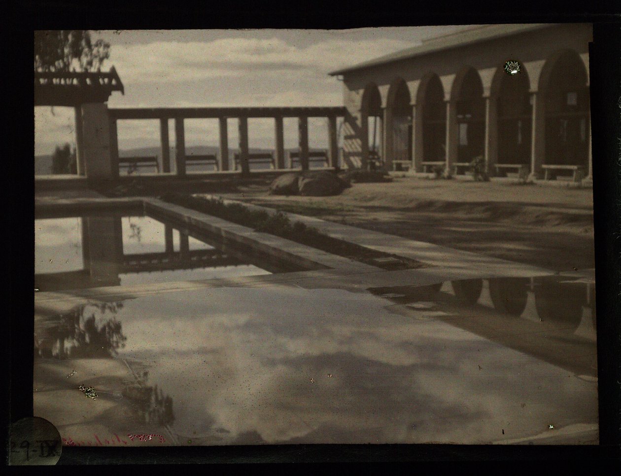 Pool, Santa Barbara, c1915 af Unbekannter Künstler