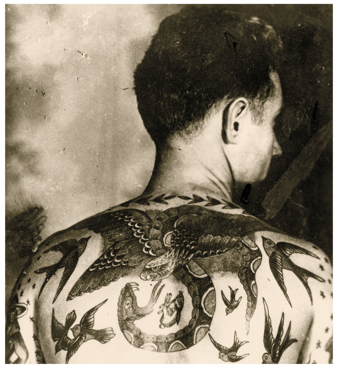 Portræt af Tom Stephen, tatoveret af Bert Grimm, ca. 1942 (foto) af Unbekannter Künstler