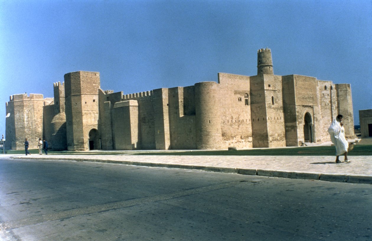 Ribat af Monastir bygget under Harun al-Rashids regeringstid (786-809) (foto) af Unbekannt