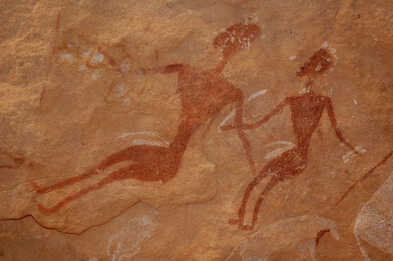 Klippekunst, forhistorie: Detalje af et klippemaleri af to karakterer i et udsmykket husly i Uweinat-massivet, Egypten. (Periode fra 8000 til 3000 år f.Kr.). Fotografering af Unbekannt