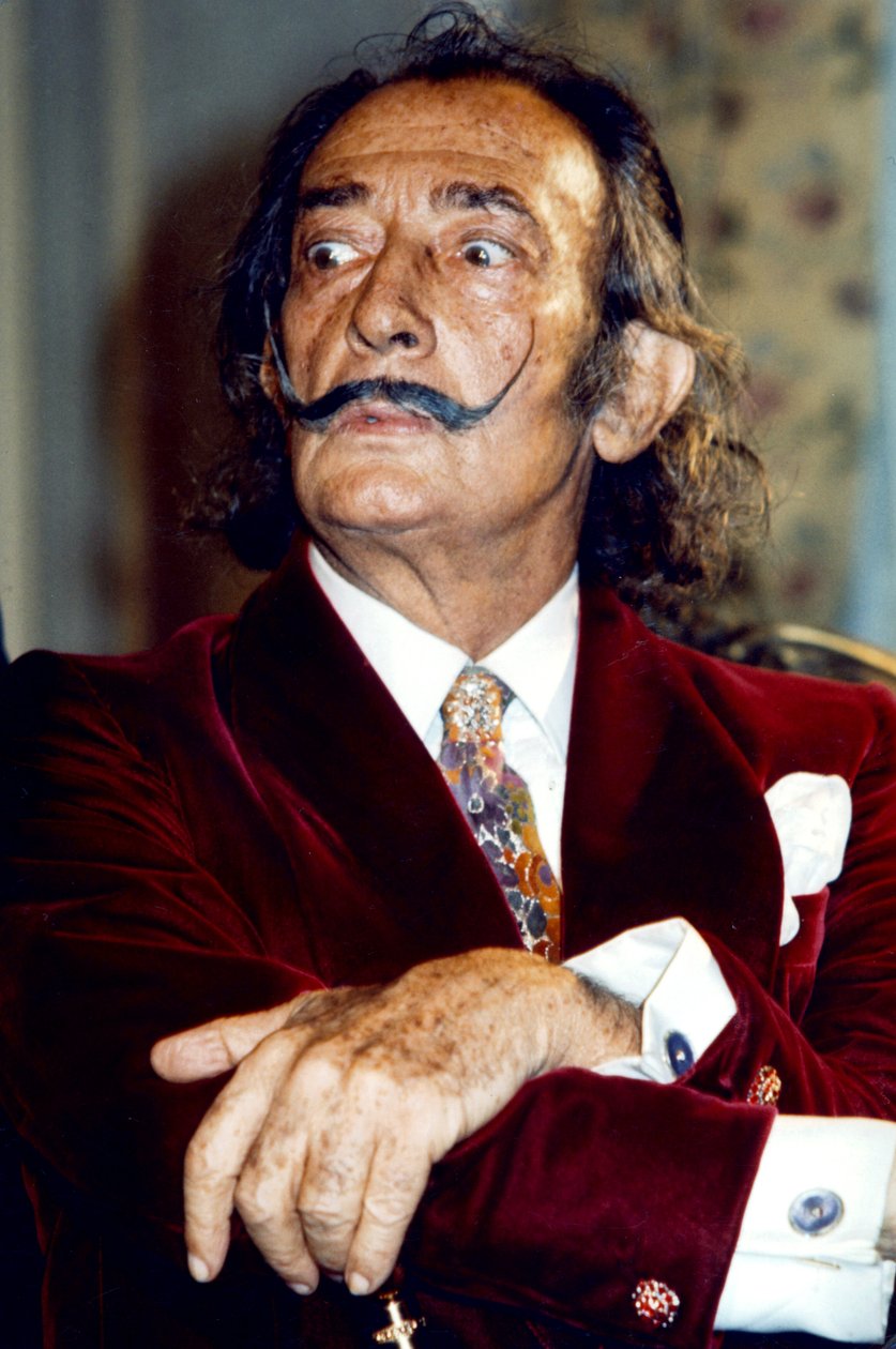 Salvador Dali (1904-1989) spansk kunstner af surrealisme, her C. 1968 (foto) af Unbekannt