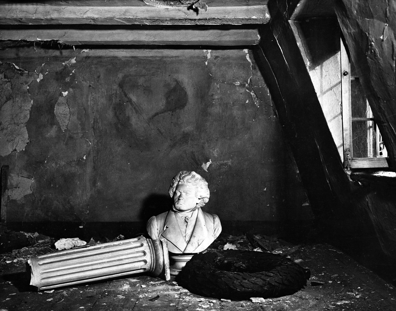 Anden Verdenskrig (1939-1945) - Anden Verdenskrig (2. Verdenskrig): Bonn (Tyskland) 9. marts af Unbekannt