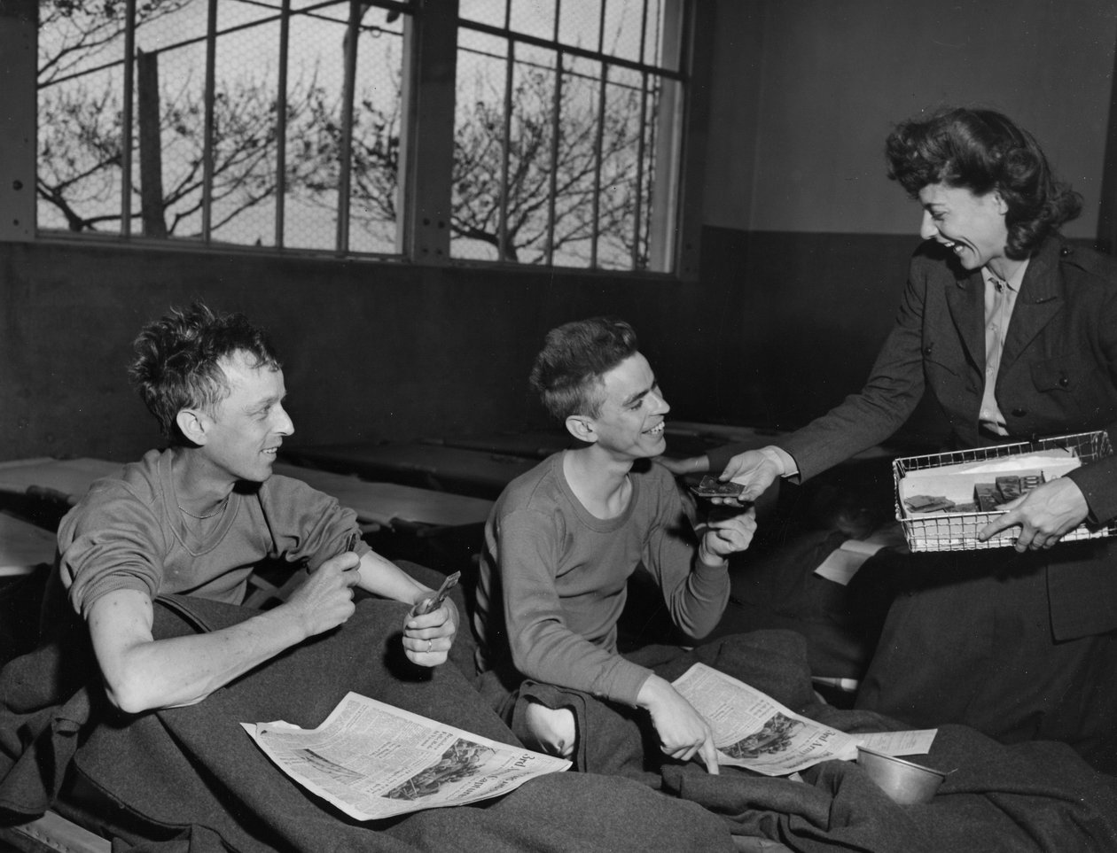 Anden Verdenskrig (1939-1945) - Anden Verdenskrig (Anden Verdenskrig eller Anden Verdenskrig): Paris (Frankrig) 6. april af Unbekannt