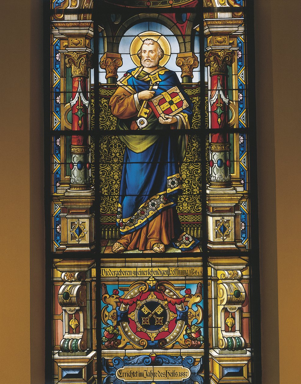 Glasmosaik vindue af St. Peter, Stockholm, Sverige af William M. Timlin