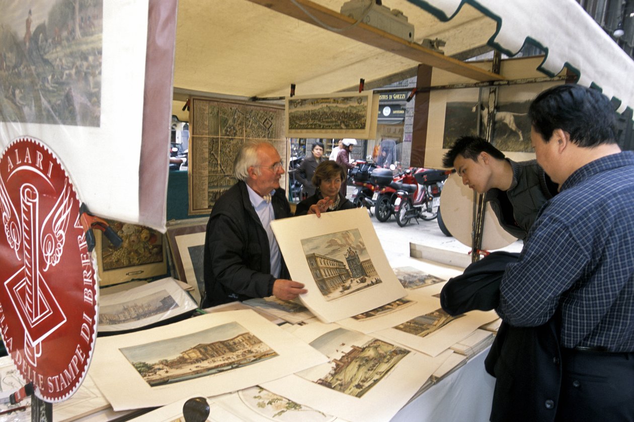 Bod, der sælger prints, Piazza del Carmine, Milano, Lombardiet, Italien af Unbekannt