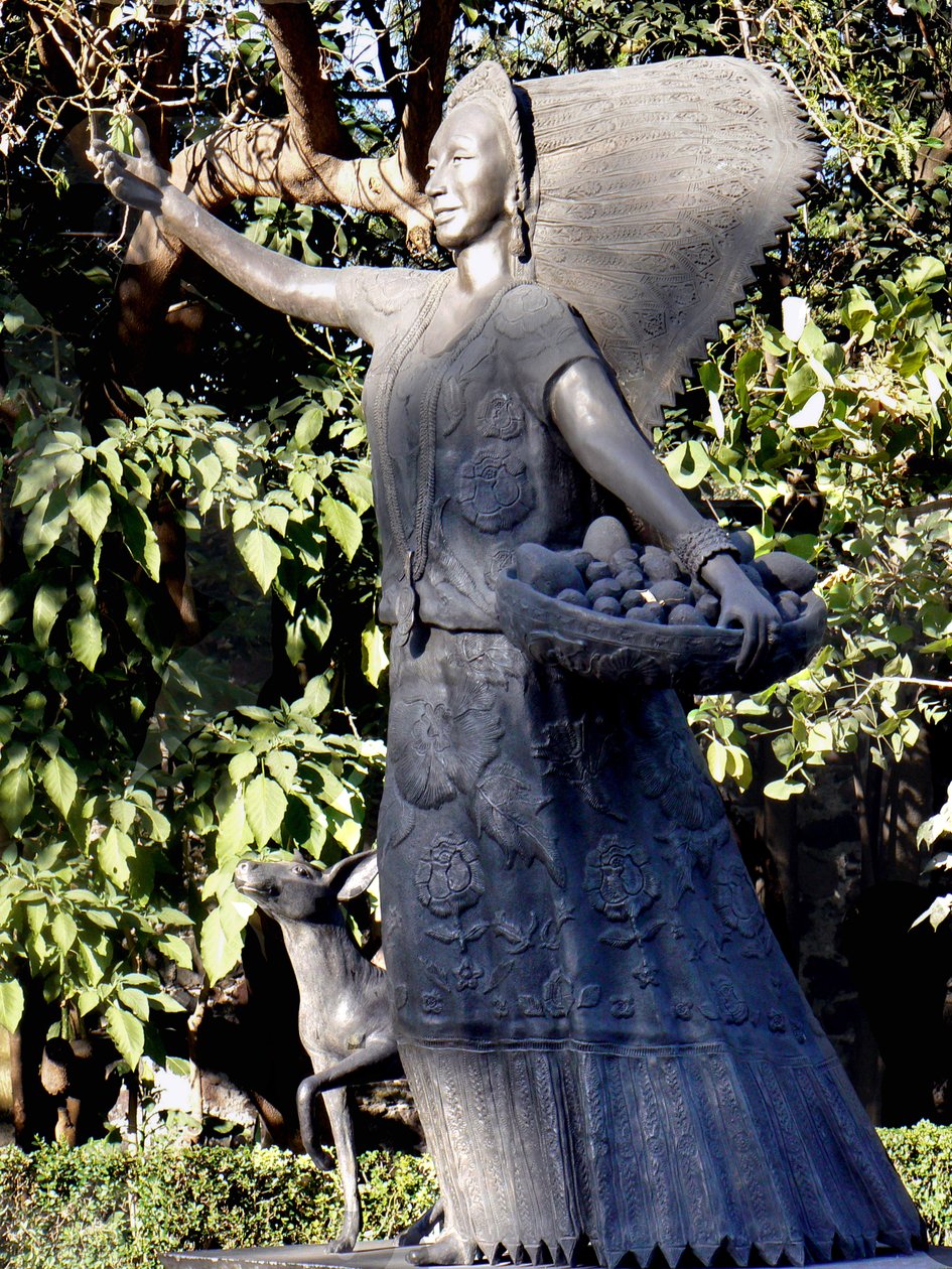 Statue af Dolores Olmedo (bronze0 af Unbekannt