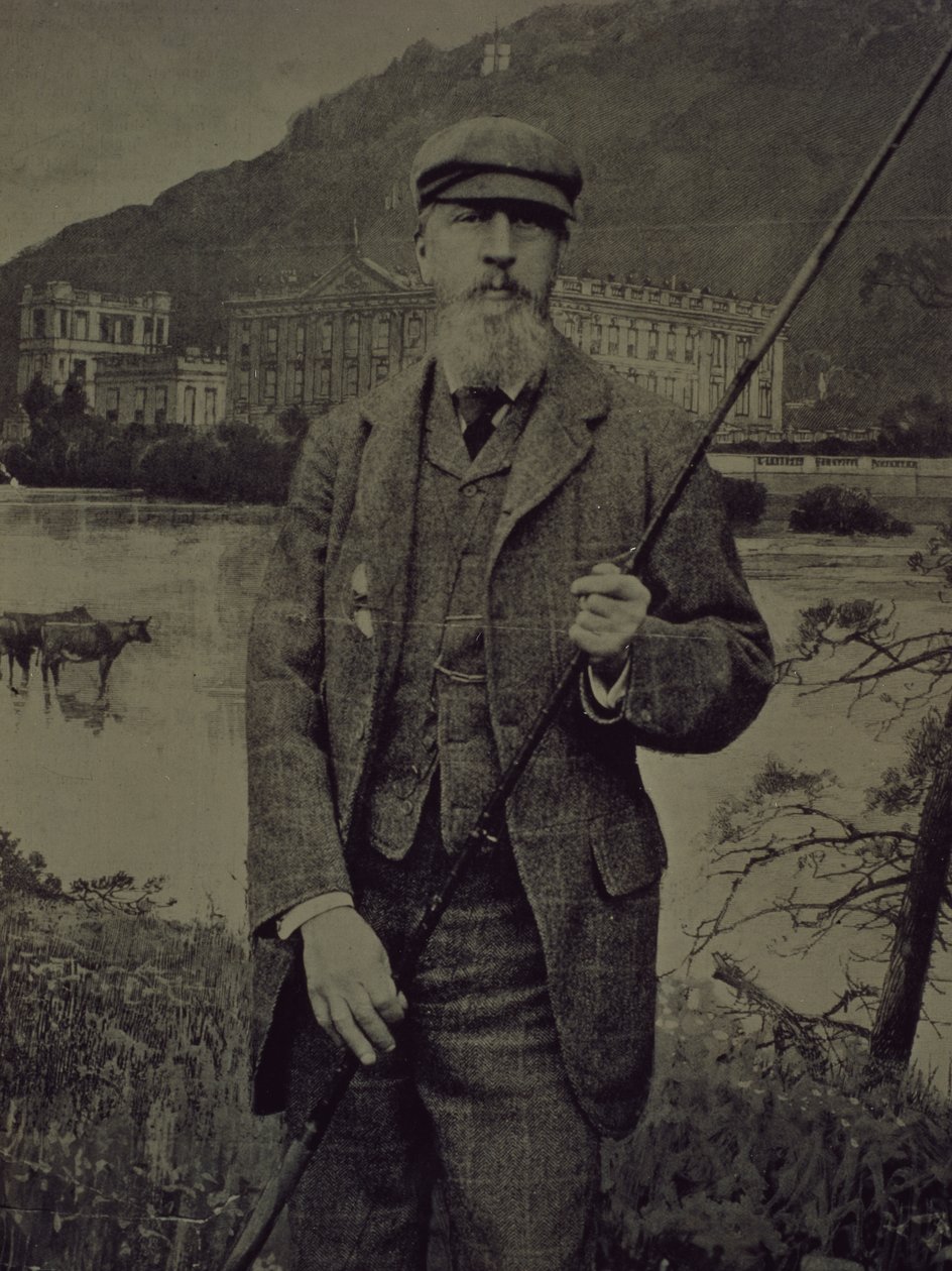 Studieportræt af 8. hertug af Devonshire i tweed, der holder fiskestang foran en trykt skærm, der forestiller Chatsworth af William M. Timlin
