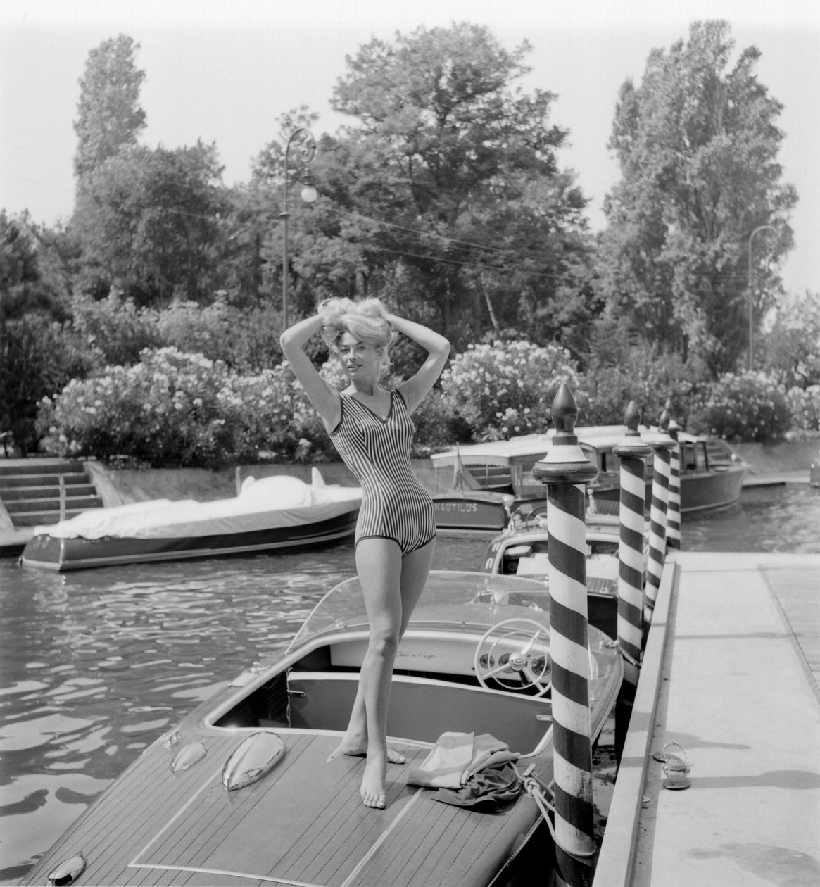 SKUESPILLEREN NADINE DUCA VED VENICE LIDO - 1960 af Unbekannt